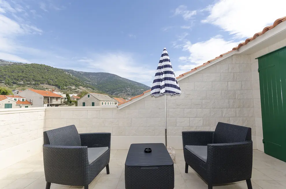 Ferienappartment in Bol  6612080 878