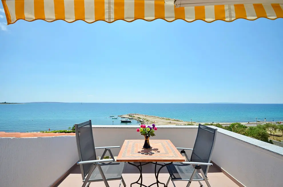 Ferienwohnung in Novalja mit Pool 66123087 10445